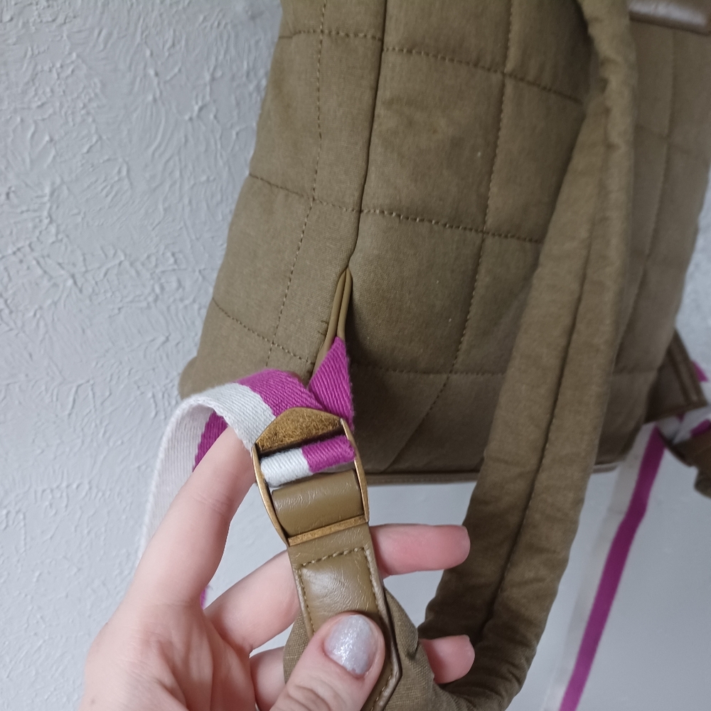 Quilted Universal Thread Backpack - image 7